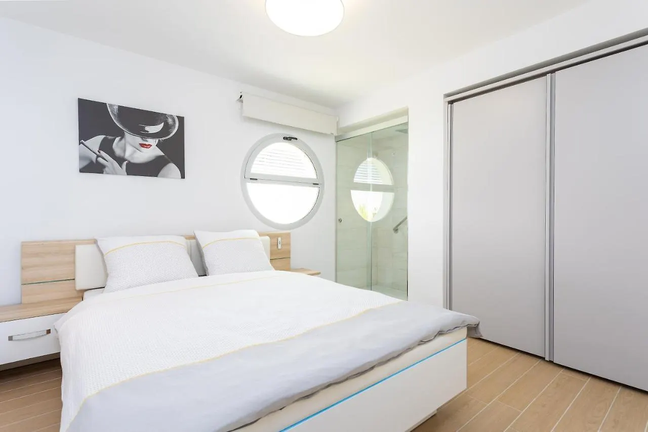 Ensuite Penthouse Panoramic Sea View With Jacuzzi Fuengirola 0*,  Spain
