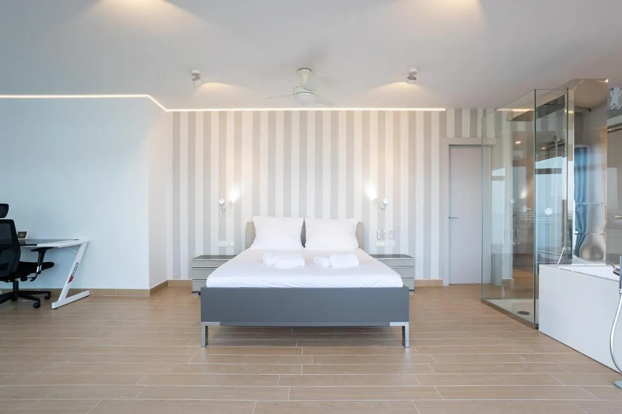 Ensuite Penthouse Panoramic Sea View With Jacuzzi Fuengirola Spain